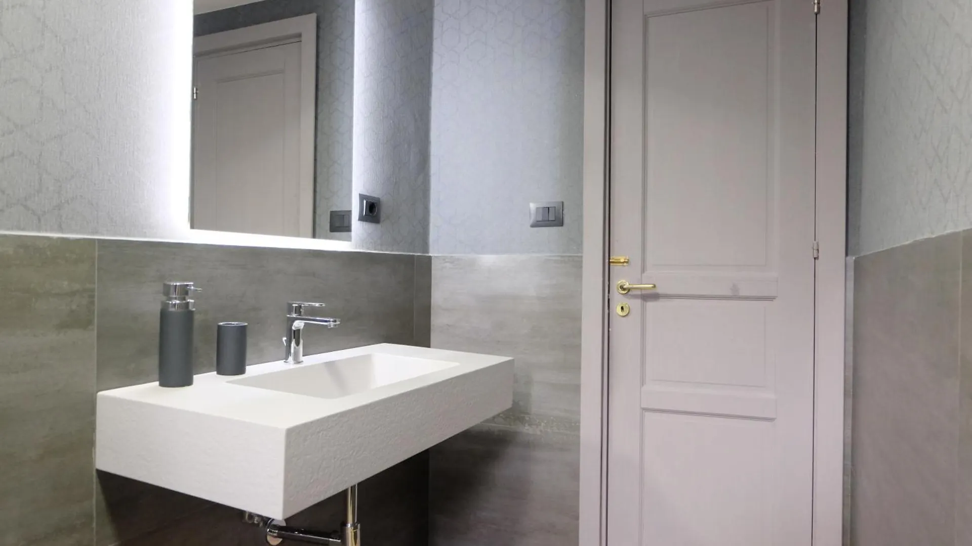 Apartment Nazionale Central Station Naples